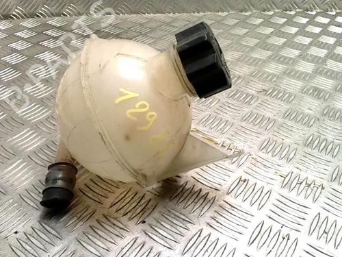 Ekpansionstank Ekpansionstank PEUGEOT 107 (PM_, PN_) 1.0 (68 hp) 39716658 39716658