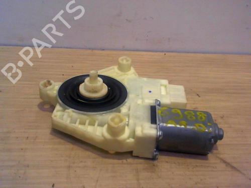 Used Right rear window motor VW GOLF VII (5G1, BQ1, BE1, BE2) 1.4 TSI (140 hp) 25392743