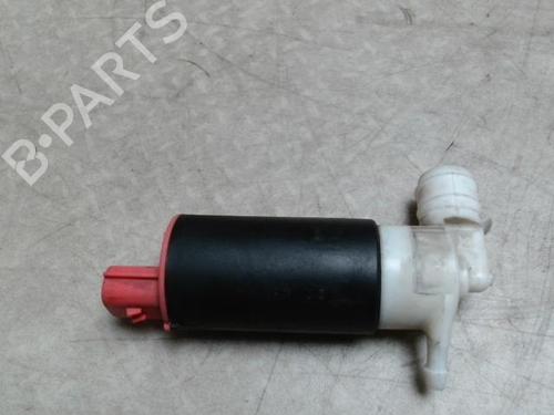 Used Washer pump TOYOTA YARIS (_P1_) 1.4 D-4D (NLP10_, NLP10R) (75 hp) 31233225