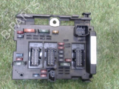 Used Fuse box Fuse box PEUGEOT 206 Hatchback (2A/C) 1.4 HDi eco 70 (68 hp) 25389894 25389894