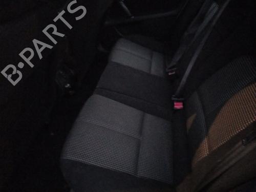 Licence plate light PEUGEOT 407 (6D_) 2.0 HDi 135 (6DRHRH, 6DRHRE, 6DRHRG, 6DRHRJ) | BP31992274I40 