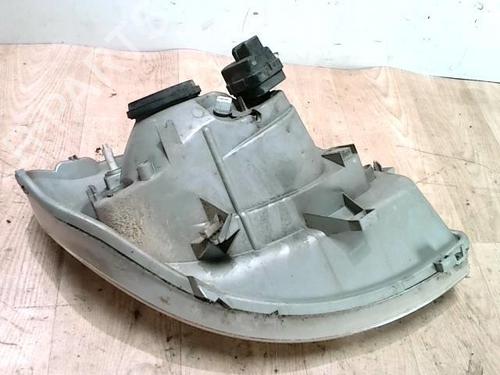 Used Left headlight RENAULT TRAFIC II Bus (JL) 1.9 dCI 100 (JL0C) (101 hp) 25427453