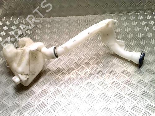 Used Windscreen washer tank Windscreen washer tank PEUGEOT 208 I (CA_, CC_) 1.4 HDi (68 hp) 35987257 35987257