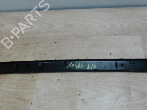 Front right wheel arch trim SEAT LEON (1P1) 1.9 TDI | BP29057125C135 