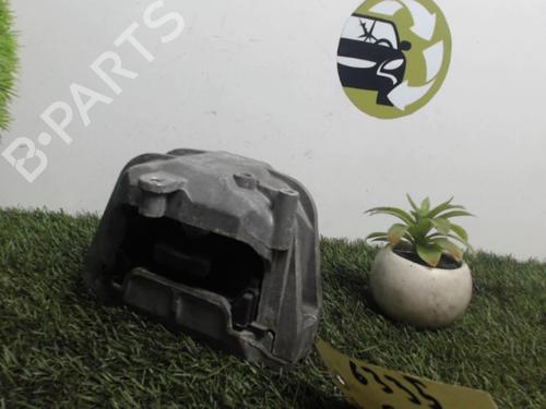 Used Engine mount VW EOS (1F7, 1F8) 1.4 TSI (122 hp) 31219078