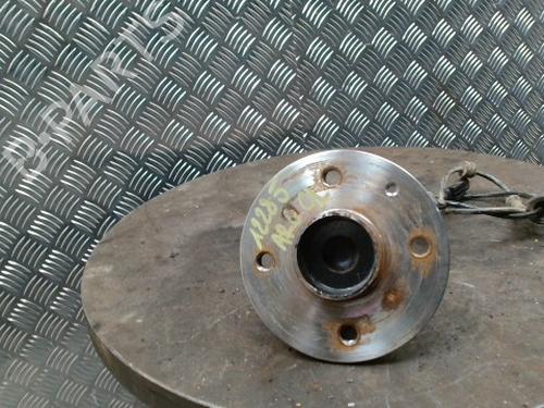 Manga de eixo trás esquerda Manga de eixo trás esquerda CITROËN C1 II (PA_, PS_) 1.0 VTi 72 (72 hp) 33797273 33797273