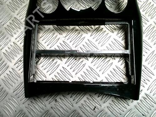 Console centrale CITROËN C3 Picasso (SH_) 1.6 HDI 90 | BP32370471I22