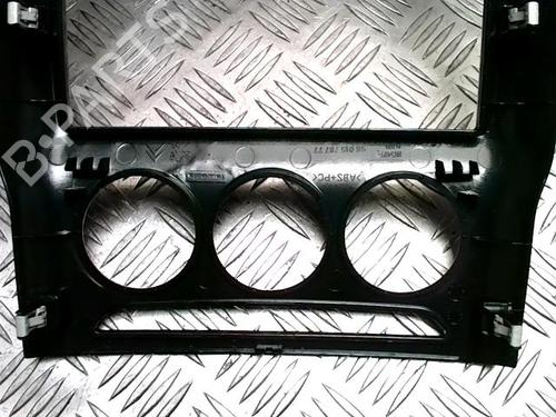 Middenconsole CITROËN C3 II (SC_) 1.6 HDi | BP31152821I22