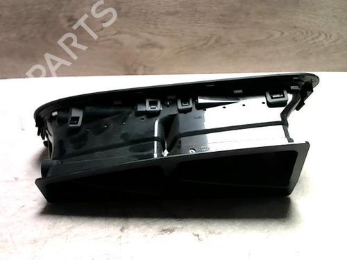 Used Air vent PEUGEOT 5008 (0U_, 0E_) 2.0 HDi (163 hp) 31229145