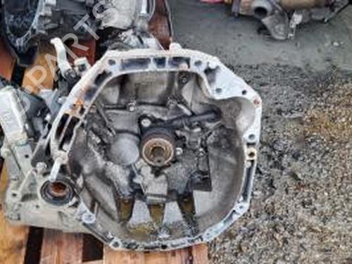 Used Gearbox DACIA SANDERO 1.5 dCi (88 hp) 26676619