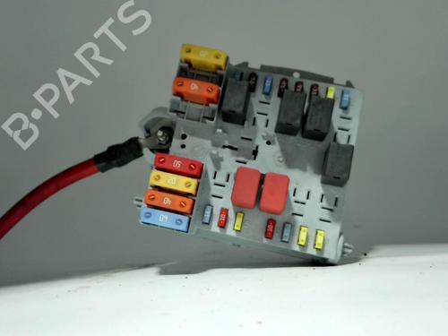 Used Fuse box ALFA ROMEO 159 Sportwagon (939_) 1.9 JTDM 16V (939BXC1B, 939BXC12) (150 hp) 25430883
