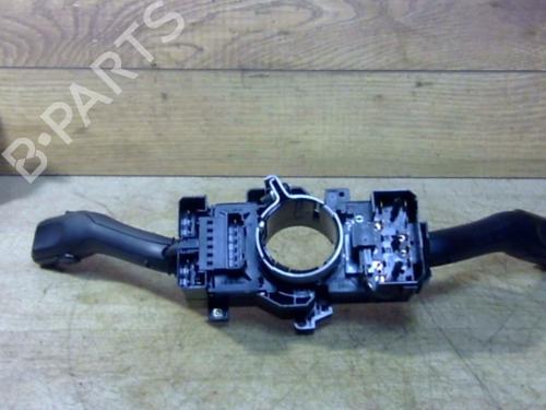 Mando intermitentes / limpia SKODA OCTAVIA I (1U2) 1.9 TDI (100 hp) 31232761