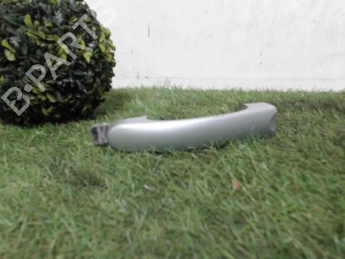 front-left-exterior-door-handle-vw-touran-1t1-1t2-2003-2004-2005-2006-2007-2008-2009-2010-2011-25392944 main image