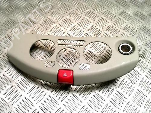 Comutador / Botão 4 piscas NISSAN MICRA III (K12) 1.2 16V (65 hp) 31236740