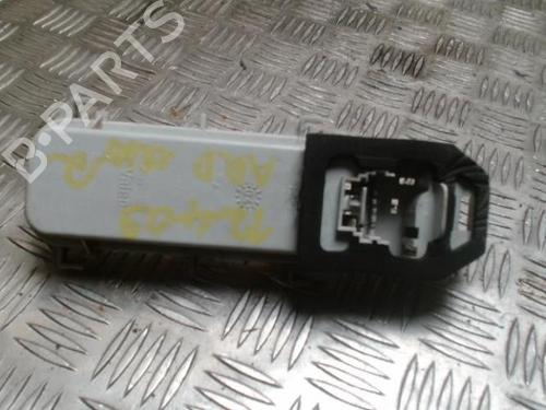 Luce targa RENAULT CLIO II (BB_, CB_) 1.5 dCi (B/CB07) | BP30586950I40 