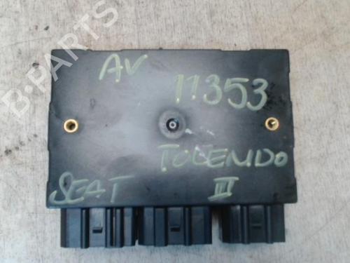 Control unit SEAT TOLEDO II (1M2) 1.9 TDI | BP31232674M11 - Image 2