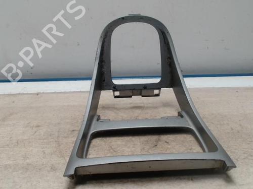 Used Middle console PEUGEOT 307 SW (3H) 2.0 HDi 135 (136 hp) 26646209