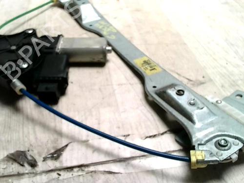 Used Right front window motor Right front window motor OPEL CORSA D (S07) 1.3 CDTI (L08, L68) (75 hp) 25425216 25425216