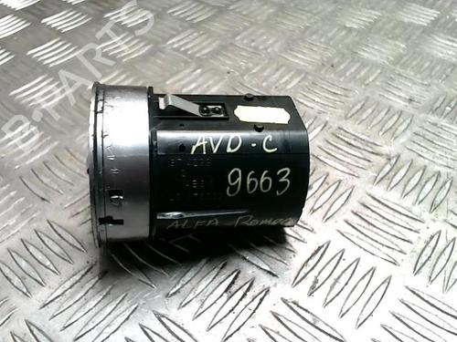 Used Air vent ALFA ROMEO 159 (939_) 1.9 JTDM 16V (939AXC1B, 939AXC12) (150 hp) 28834029