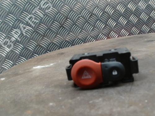 Used Warning switch Warning switch RENAULT TWINGO III (BCM_, BCA_) 1.0 SCe 70 (71 hp) 33907446 33907446