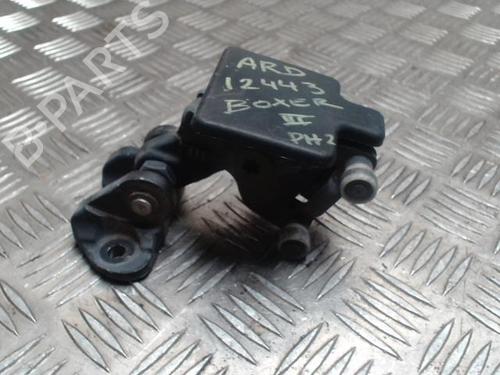 BP30525009O1 main image