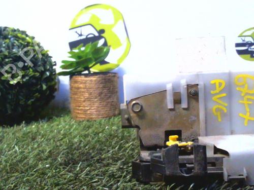 Used Front left lock Front left lock OPEL CORSA C (X01) 1.3 CDTI (F08, F68) (70 hp) 25395784 25395784