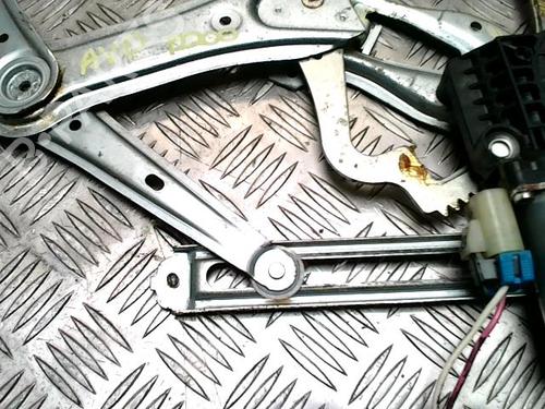 Front right window mechanism MERCEDES-BENZ M-CLASS (W163) ML 270 CDI (163.113) | BP31227049C23 