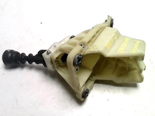 Used Gear lever HYUNDAI TUCSON (JM) 2.0 CRDi (136 hp) 25416955