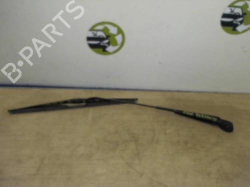 Used Front windshield wiper arm RENAULT CLIO II (BB_, CB_) 1.5 dCi (B/CB08) (82 hp) 25388761