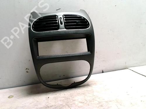 Used Climate control PEUGEOT 206 Hatchback (2A/C) 1.4 i (75 hp) 25423611