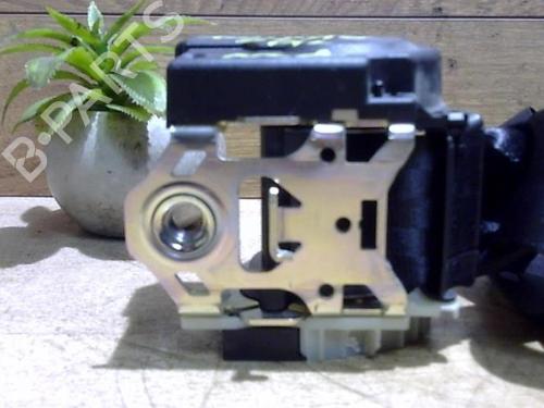 Rear center seatbelt VW TOURAN (1T1, 1T2) 1.9 TDI | BP25401896I27 
