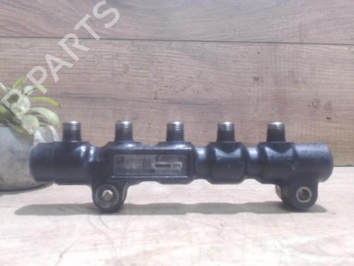 Used Injection rail Injection rail CITROËN C4 Picasso I MPV (UD_) 1.6 HDi (109 hp) 25384617 25384617