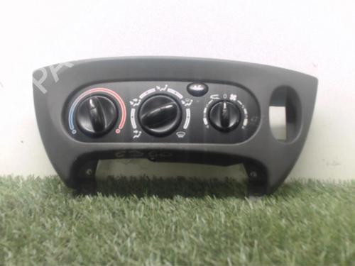 Used Climate control RENAULT SCÉNIC I MPV (JA0/1_, FA0_) 1.9 dCi (JA05, JA1F) (102 hp) 25396735