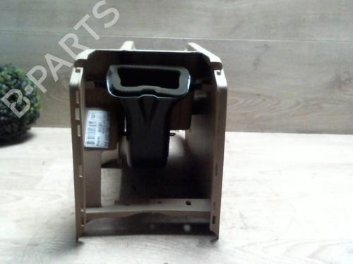 Midtkonsoll OPEL VECTRA C Estate (Z02) 1.9 CDTI (F35) (150 hp) 31227926