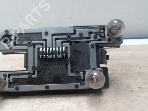 Used Licence plate light RENAULT CLIO I (B/C57_, 5/357_) 1.4 (B57J, C57J, B57P) (75 hp) 28090105