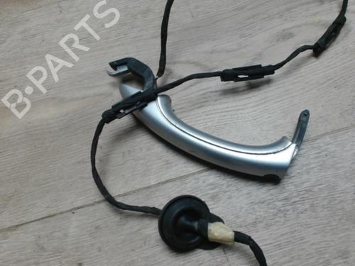 rear-right-exterior-door-handle-vw-touareg-7la-7l6-7l7-2002-2003-2004-2005-2006-2007-2008-2009-2010-2011-2012-2013-31233954 main image