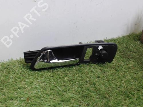 Used Front left interior door handle VW TOURAN (1T1, 1T2) 1.9 TDI (105 hp) 25392873