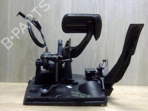 Used Pedal MERCEDES-BENZ A-CLASS (W168) A 160 (168.033, 168.133) (102 hp) 25414109