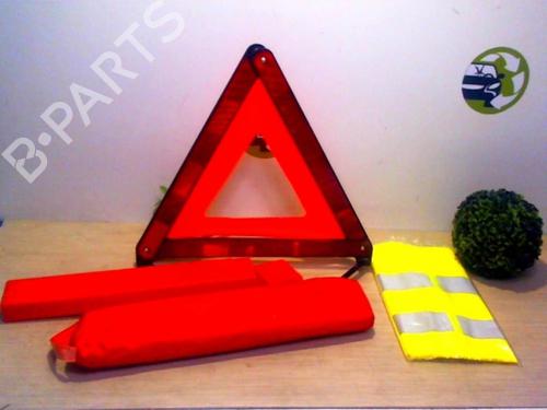 other-toyota-yaris-_p13_-2010-2011-2012-2013-2014-2015-2016-2017-2018-2019-2020-25415156 main image