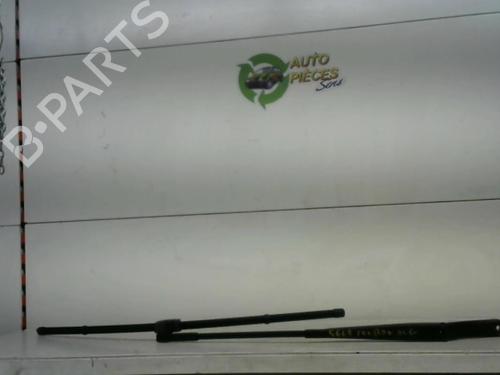 Used Front windshield wiper arm VW TOURAN (1T1, 1T2) 2.0 TDI (136 hp) 25399039