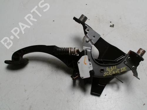 Pédale de frein RENAULT GRAND SCÉNIC III (JZ0/1_) 1.5 dCi (JZ09, JZ0D, JZ10, JZ14, JZ1G, JZ29, JZ2C) (110 hp) 31230336