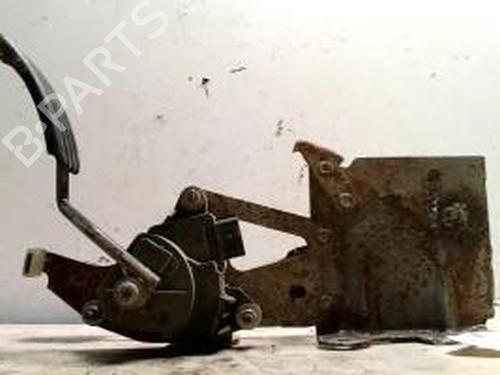 Pedal RENAULT KANGOO Express (FW0/1_) 1.5 dCi 75 (FW07, FW10, FW04) (75 hp) 25424515