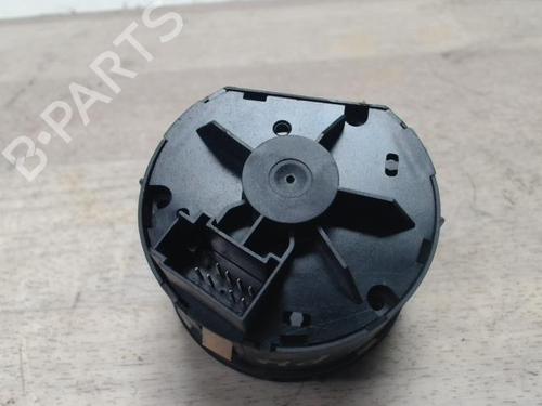 Comutador AUDI A6 C6 Avant (4F5) 2.7 TDI (190 hp) 31220829