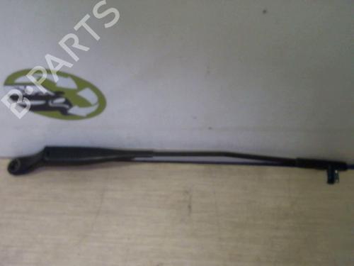 Used Front windshield wiper arm PEUGEOT 207 (WA_, WC_) 1.6 HDi (90 hp) 25388534