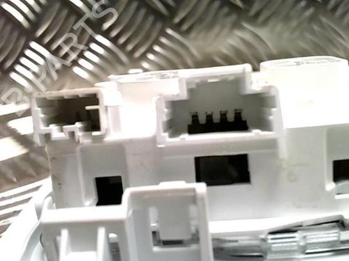 Interior roof light PEUGEOT 208 I (CA_, CC_) 1.2 VTI 82 | BP28594327I8