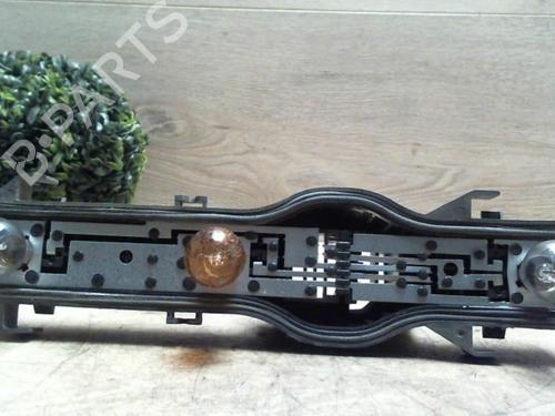 Used Licence plate light RENAULT ESPACE IV (JK0/1_) 2.2 dCi (JK0H) (150 hp) 31230133