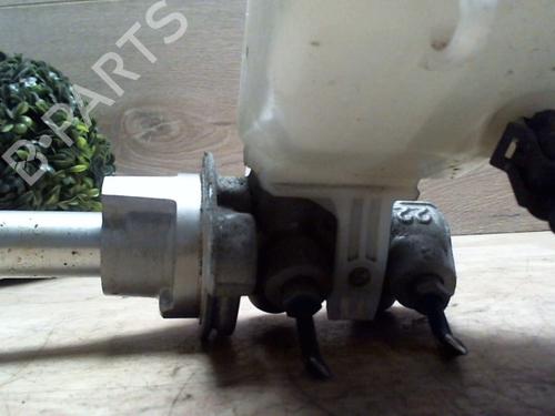Used Brake master cylinder Brake master cylinder FIAT FIORINO Box Body/MPV (225_) 1.3 D Multijet (95 hp) 25413962 25413962