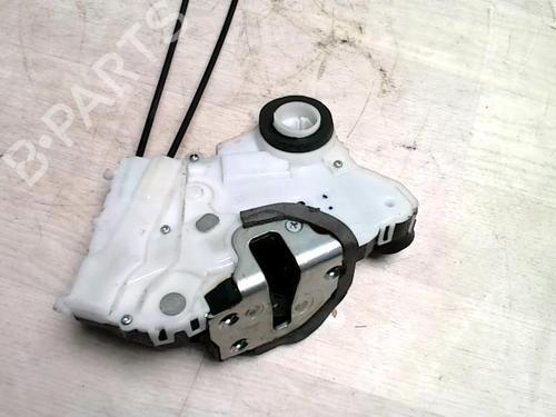 Used Front left lock TOYOTA YARIS (_P13_) 1.4 D (NLP130_, NLP130) (90 hp) 27862620