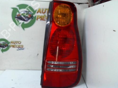 Używane Lampa tylna prawa HYUNDAI MATRIX (FC) 1.5 CRDi (102 hp) 25400961
