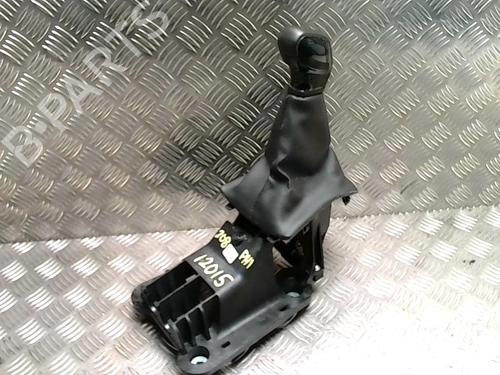 Used Gear lever PEUGEOT 208 I (CA_, CC_) 1.2 VTI 82 (82 hp) 31237191